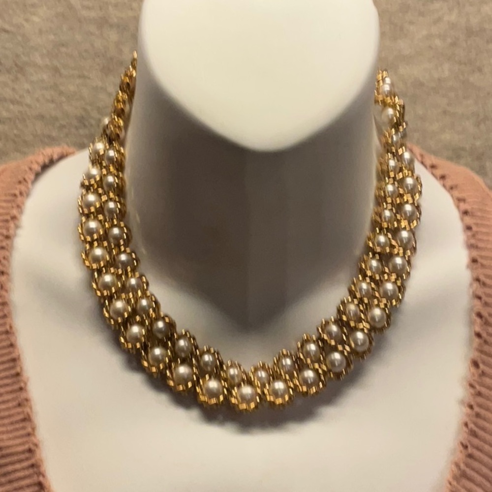 PEARLS COSTUME JEWELRY